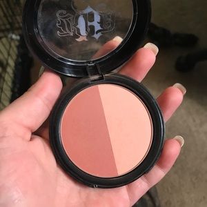 Kat Von D shade and Light Blush